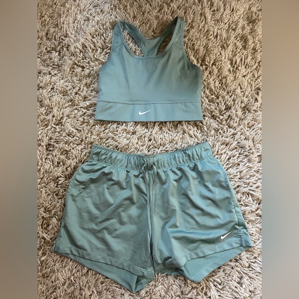 Nike Sage Green Dri-FIT Activewear